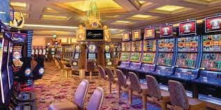 Myanmar Online Casino ဂိမ်းလော်ဘီ အတွင်း Table Games မျိုးစုံ ကစားနိုင်သောမြင်ကွင်း